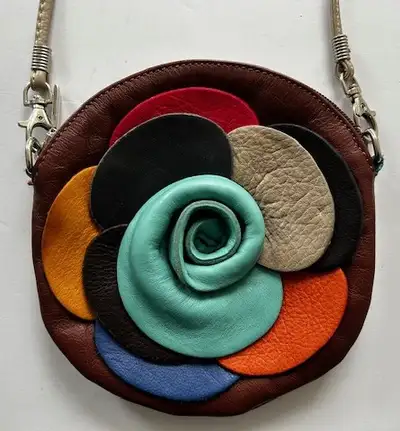 FOR GIRLS 3 DIFFERENT ITALIAN LEATHER HANDBAGS, View more