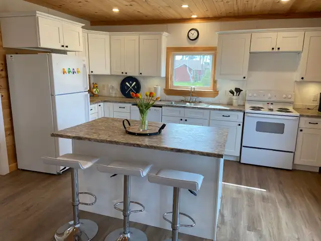 Cottage available for rent immediately. in Short Term Rentals in Charlottetown - Image 3