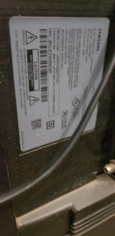 Back pic of 50 incj samsung tv