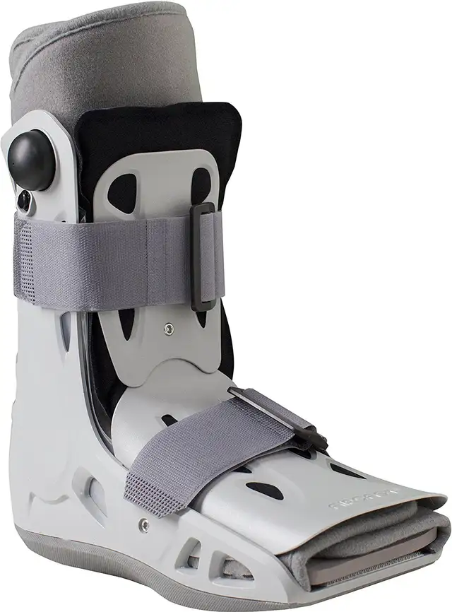 Aircast Walking Brace Boot Short. Size Extra Small / Pediatric62863732231810127
