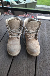 Timberland boots Size 6.5 ( eur.37.5)
