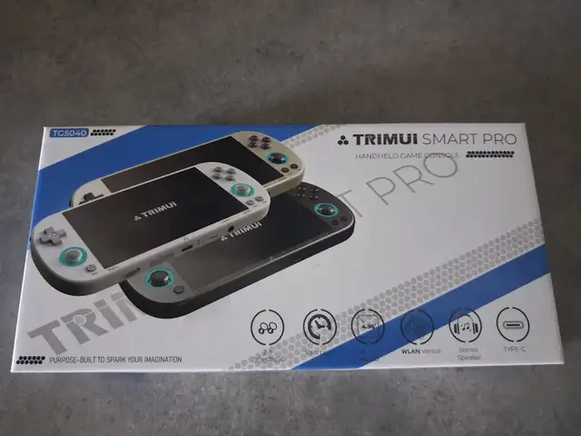 TrimUI Smart Pro Handheld Emulation Device576496116014131203