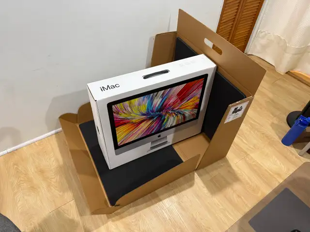 iMac 27" 5K 2020 – i9 10 cœurs, 128Go RAM, SSD 4To, 5700XT 16 Go in Desktop Computers in City of Montréal - Image 9