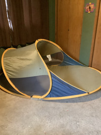 Broadstone pop up tent