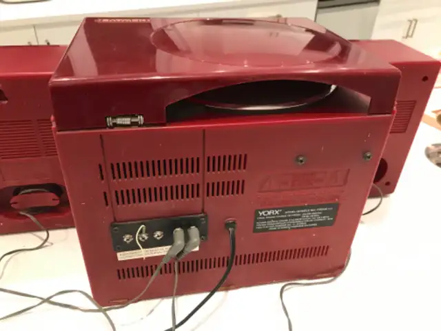 Vintage Rare YORX Newave Turntable Stereo System Dual Cassette in Stereo Systems & Home Theatre in City of Toronto - Image 11