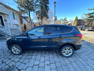 Ford escape 2019 SE 4WD 4-wheel