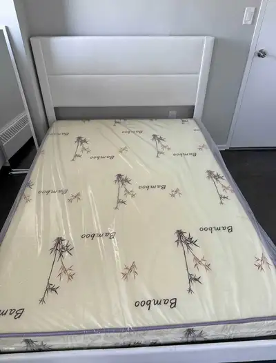 Lit double et matelas à prix raisonnable , View more