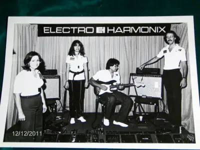 1979 M.I.A.C. TRADE SHOW PHOTO-ELECTRO HARMONIX BOOTH-VINTAGE!, View more