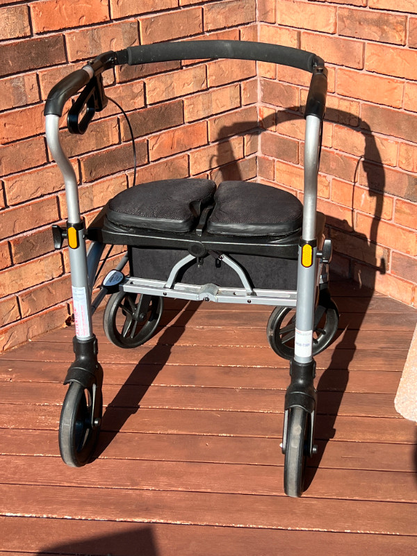 Evolution Xpresso Lite Rollator Rolling Walker Mobility Aid in Health & Special Needs in London - Image 3