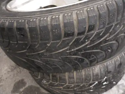 Nissan 5* 114.3 OEM RIMS/wheel with winter tires 215/55r17 215/55/17 215-55-17 4 of them winter tire...