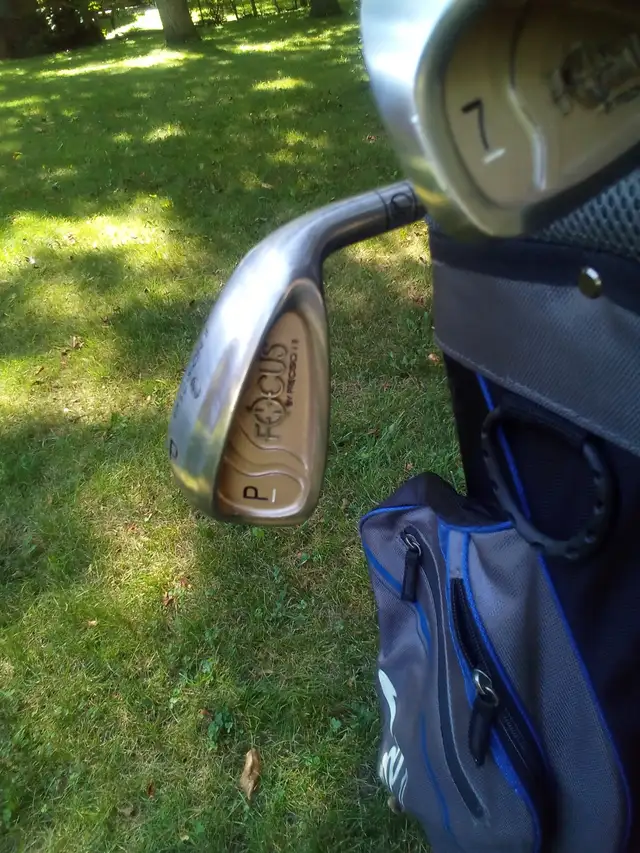 Golf clubs in Golf in Sarnia - Image 5