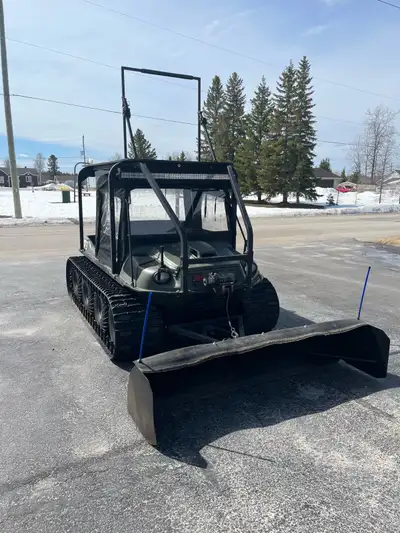 Argo avenger 750HDI 2011 Comes with snowplow, light bar in the front, back lights, enclose cabin, bu...