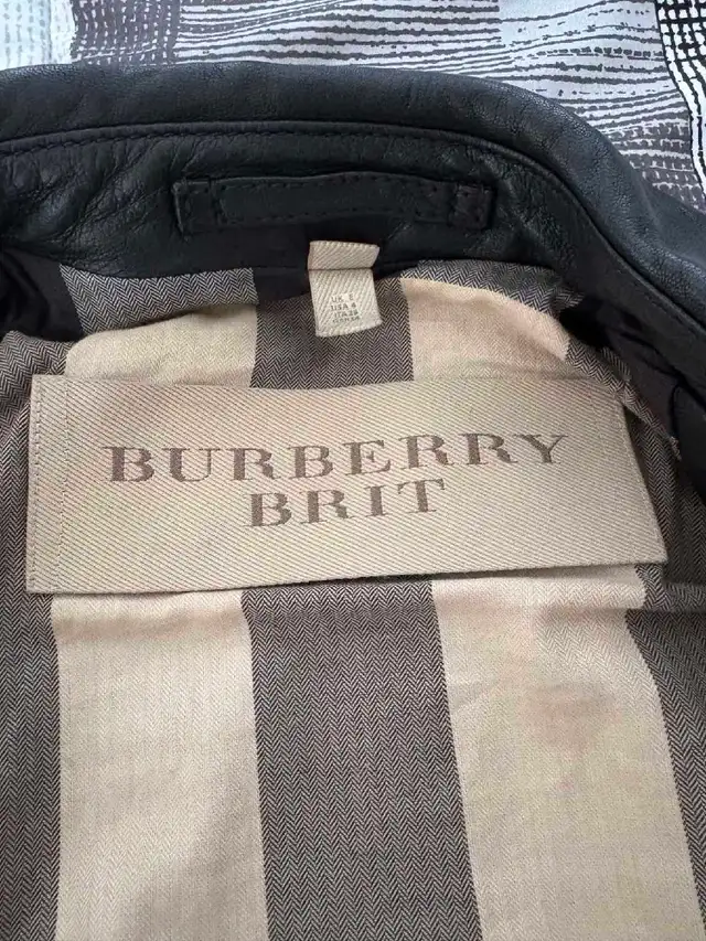 Burberry Brit Leather Jacket in Women's - Tops & Outerwear in Oshawa / Durham Region - Image 3