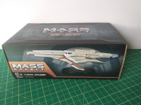 Bioware Mass Effect "Turian Cruiser" Ship Replica - NIB Rare