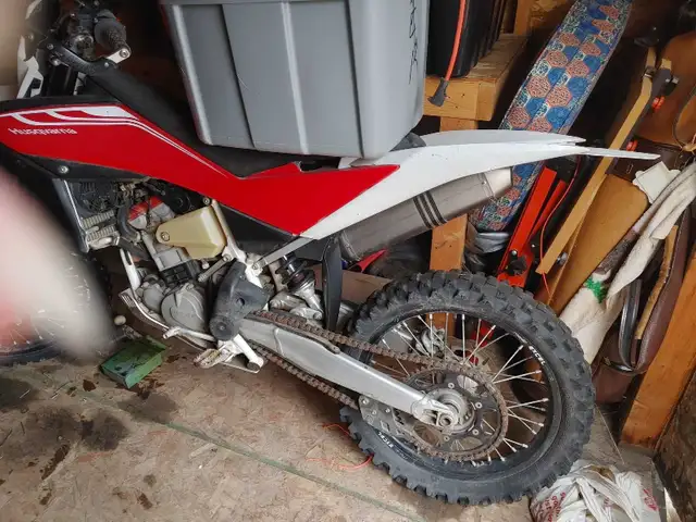 2012 Husqvarna TLC BMW in Dirt Bikes & Motocross in Lloydminster - Image 3