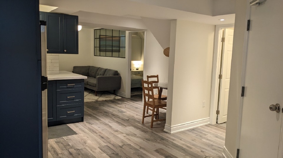 BASEMENT APARTMENT FOR RENT (UTILITIES INCLUDED). 2
