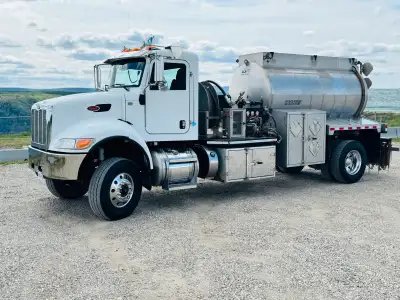 2015 Peterbilt 5k Pressure - 291,000km / 13500hrs - 6m3 / 3 Comp / TC406 - 4x4 - laptop for pressure...