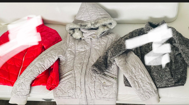 Winter lot Jackets, coats and sweaters for Girls 8-9yo in Kids & Youth in Saskatoon - Image 2