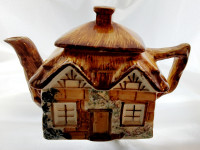 Keele Street Pottery Teapot - vintage