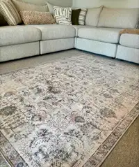 Vintage Floral Fresco Accent Area Rug in Oversized 10x8’