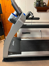 Life Fitness T5 Treadmill - SOLD