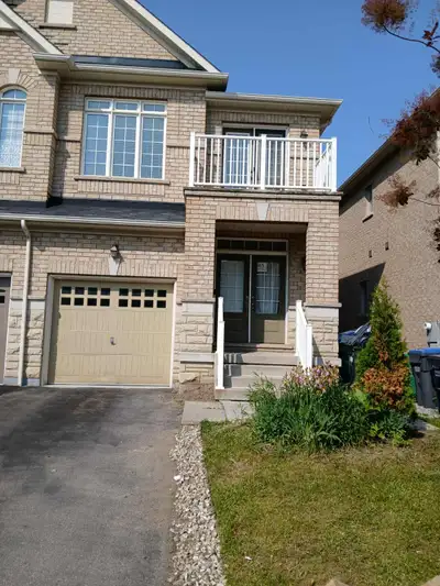 House for rent in brampton