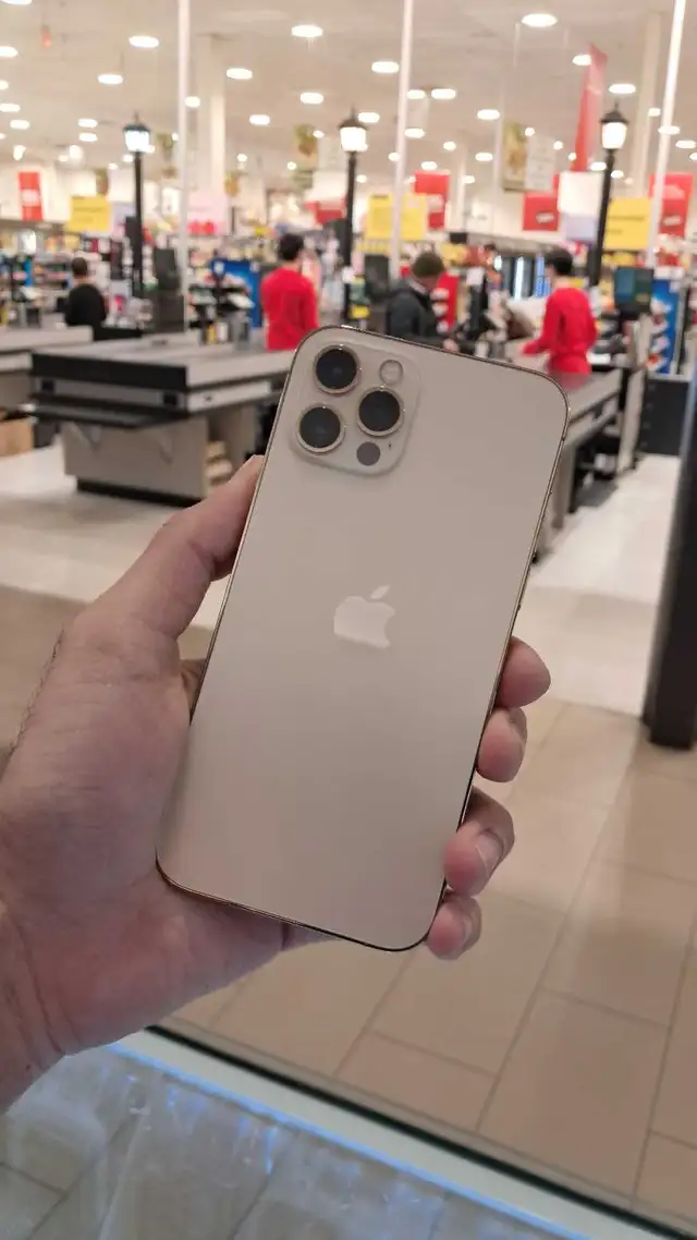 IPhone 12 Pro / 128GB /100% (With Warranty) in Cell Phones in Vancouver - Image 2