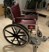 Everest Jennings DeLuxe Wheel chair - Like new