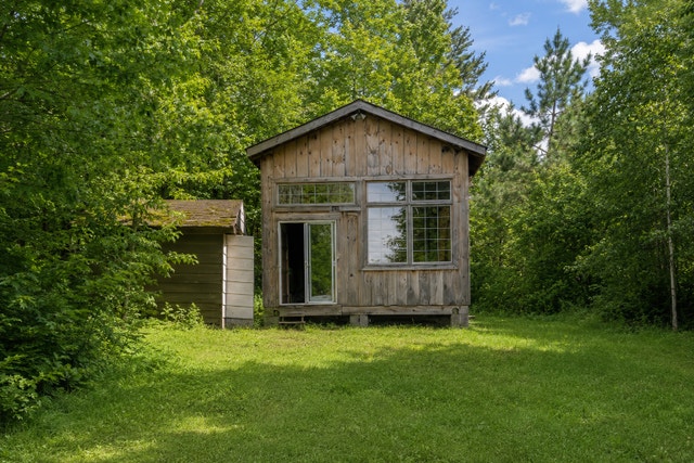 LAKE KIPAWA WATERFRONT — PRIVATE BAY — photo 3