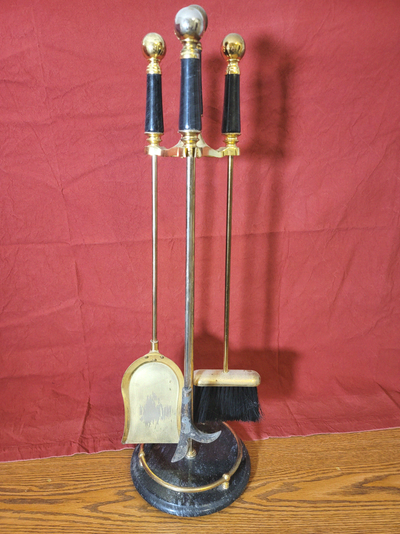 Fireplace tool set - set in classical style. Height 79cm, width 23cm, Depth 23cm. Condition: Used. A...