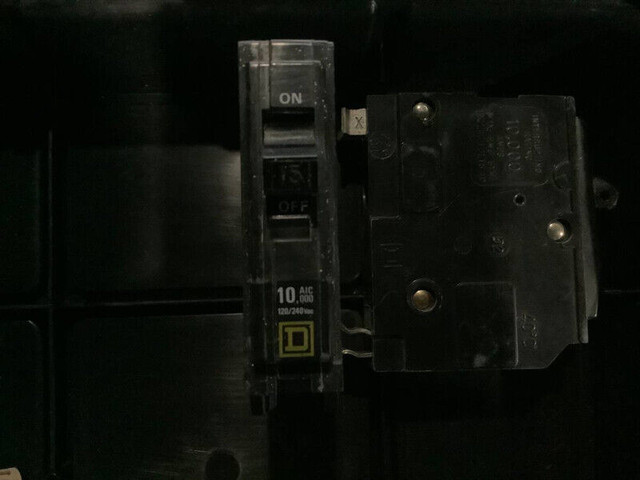 Square D circuit breakers in Electrical in Abbotsford - Image 3