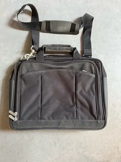 Sac Laptop Noir, View more