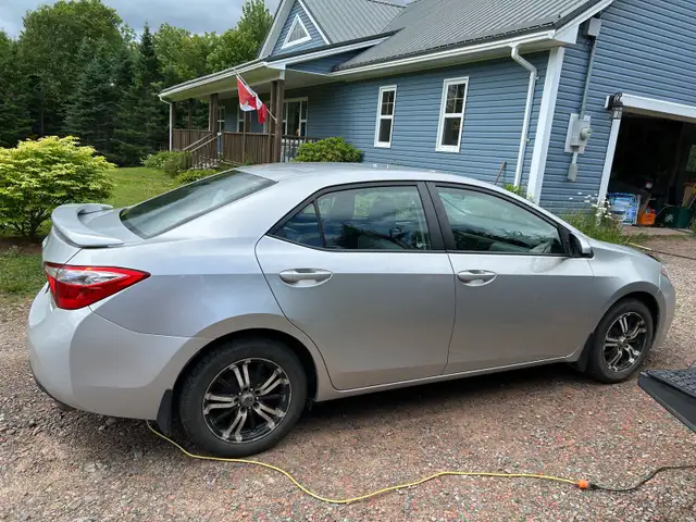2014 Toyota Carolla LE in Cars & Trucks in Truro - Image 4
