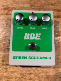 BBE Green Screamer Mid Boost Overdrive Effects Pedal + Adaptor