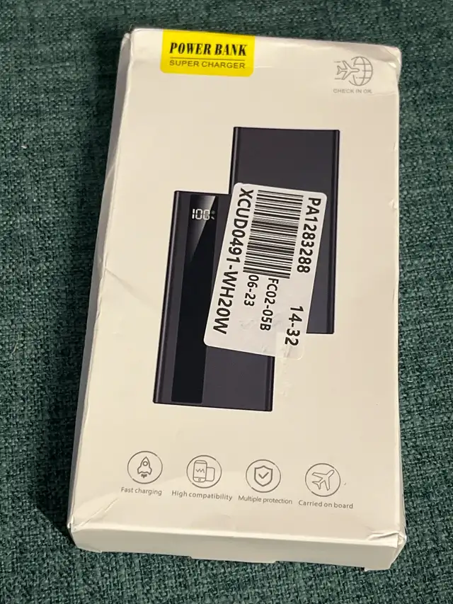 Power Bank in Cell Phone Accessories in Mississauga / Peel Region - Image 3