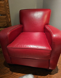 Red Vinyl Club (Accent) Chair