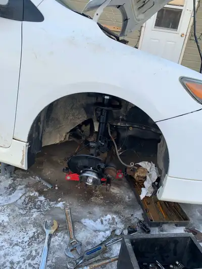 42yr old Housing construction worker looking for a farm job I’m able to twist a wrench hauled sewer...