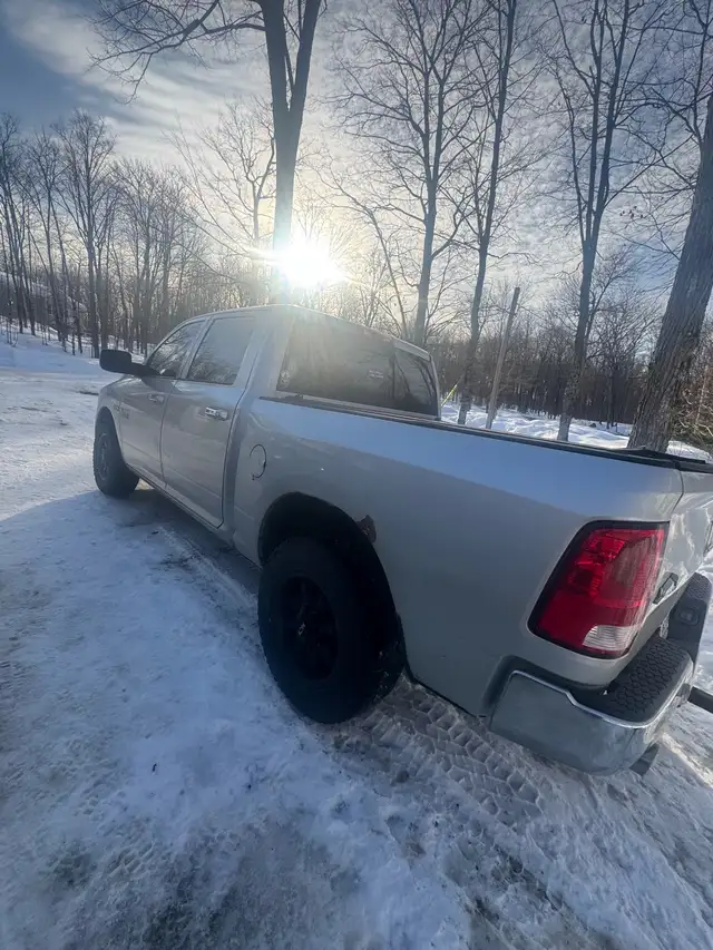 2014 dodge ram 1500 in Cars & Trucks in Muskoka - Image 5