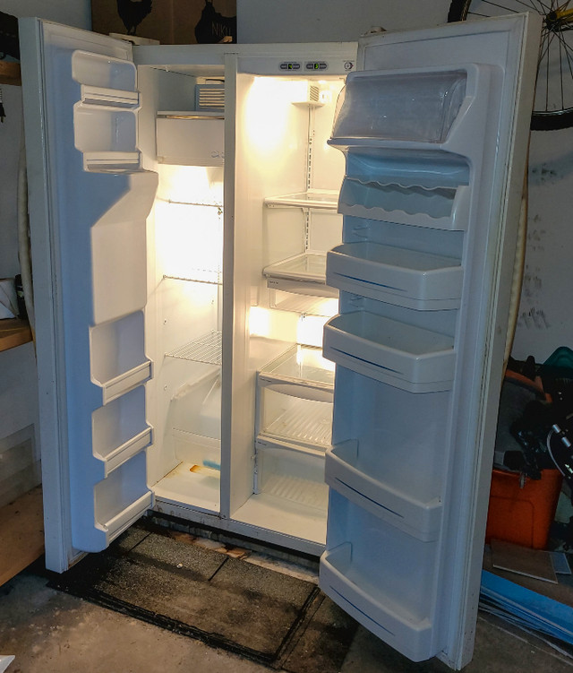 GE® 25.4 Cu. Ft. 36" SideBySide Refrigerator with Dispenser