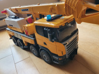 Bruder large crane truck liebherr