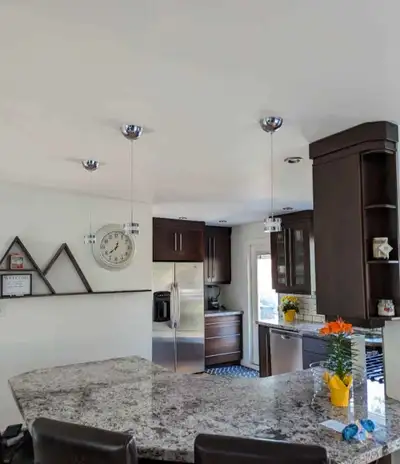 2.5 Beds 1Bath - House Top-Floor 2.5 Bed 1 full bath laundry. Very large beautiful deck to enjoy the...