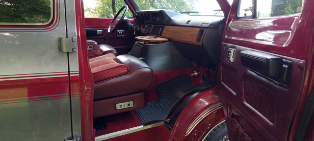 1985 Dodge D250 in Classic Cars in Ottawa - Image 4