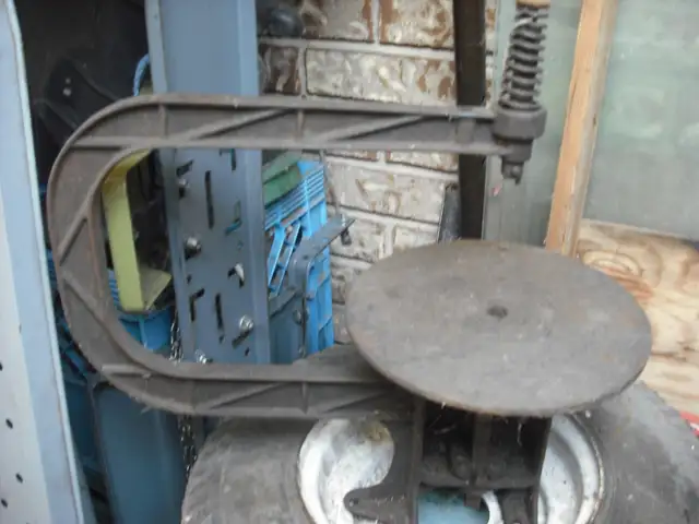 Table Top Scroll Saw in Power Tools in Windsor Region - Image 2