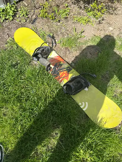 signal snowboard drake bindings, View more