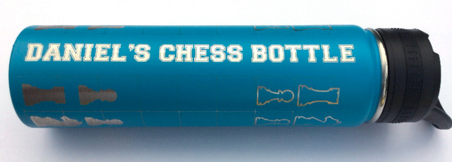 Chess  water   bottle 24 oz. (710 ml) in Hobbies & Crafts in Mississauga / Peel Region - Image 2