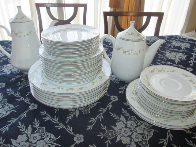 *HUGE* DOWNSIZING SALE--MANY ANTIQUE China Patterns in Garage Sales in Markham / York Region