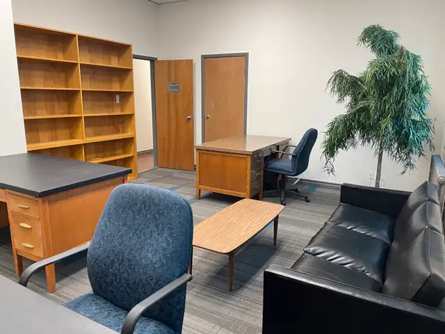 “Gem” nominee Office Space, historic Bell Telephone building in Commercial & Office Space for Rent in City of Toronto - Image 4