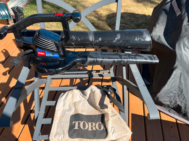 Toro super blower/vac max in Lawnmowers & Leaf Blowers in Edmonton - Image 2