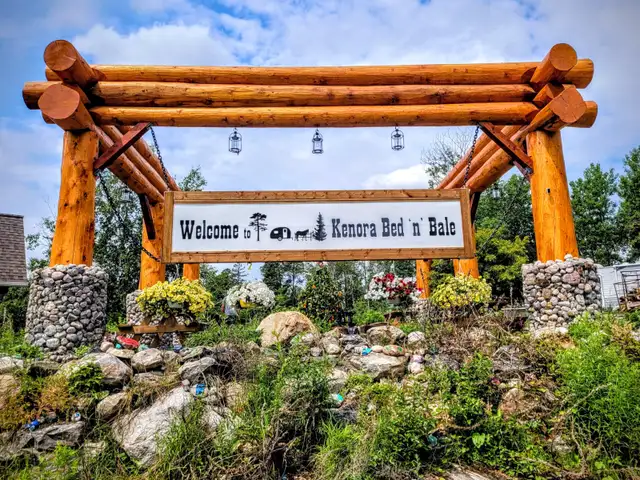 Bunkie cabins in Kenora - May-Sep 2026 in Ontario in Canada - Image 6