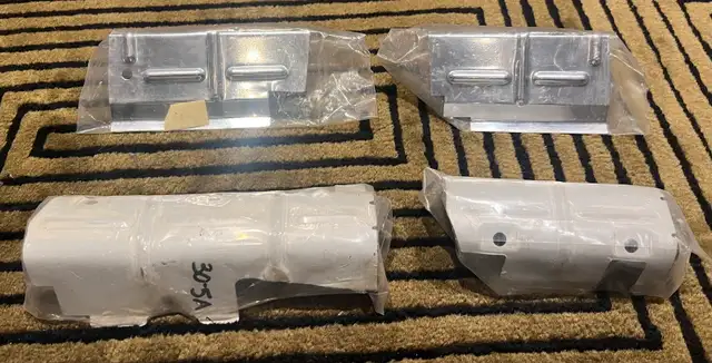 1965 Corvette C2 ignition shield parts in Motorcycle Parts & Accessories in Markham / York Region - Image 5